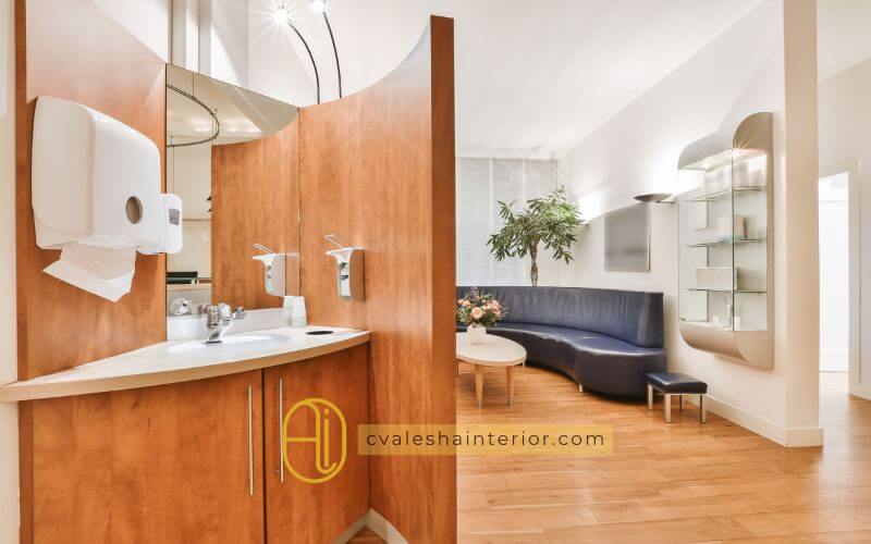 Antara estetika dan fungsionalitas partisi: ide desain, material, dan tips untuk interior rumah. Baca panduan lengkapnya di sini